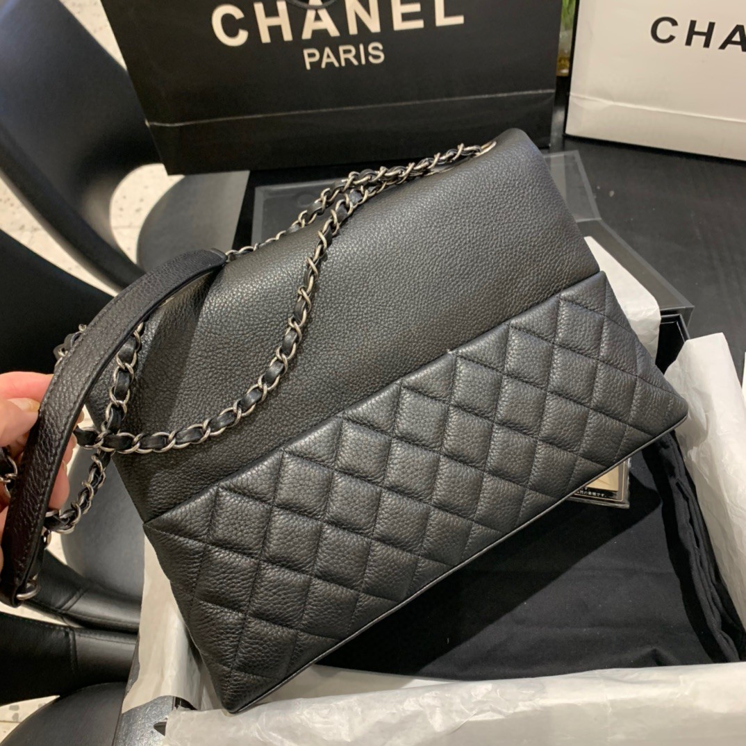 Chanel Luxury Designer Handbag Shoulder Bag in fine calfskin 4