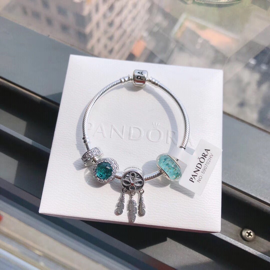 NO:103618,Pandora green series, fresh green bubbles, dream catcher, counter packaging, Pandora finished bracelet, bracelet19860909潘多拉绿色系列,清新绿气泡 梦幻捕梦网 配专柜包装,潘多拉成品手镯,bracelet,Jewelry