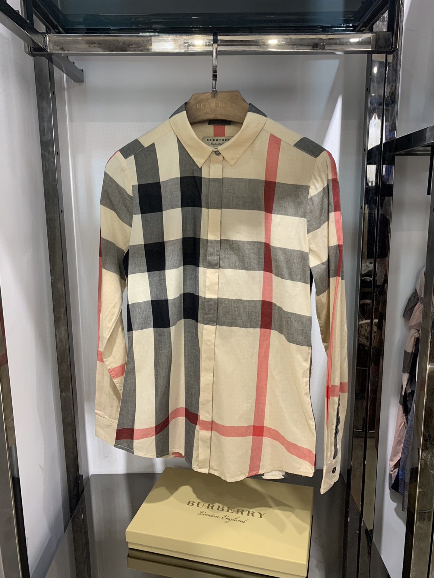 Burberry Kleding Overhemden Luxe nep
 KhakiName Katoen Casual