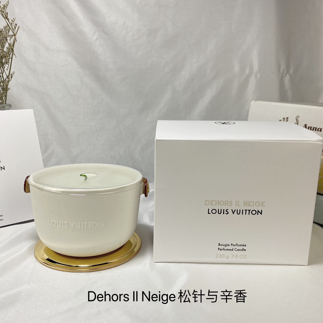 Louis Vuitton L'Air Du Jardin Scented Candle - Rose Garden Fragrance, 220g 4 i1584511756 5876 3