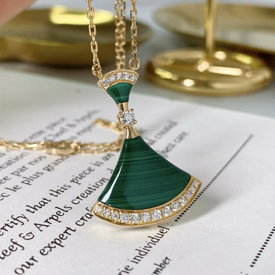 Bvlgari 宝格丽 18k金 大号头尾裙子