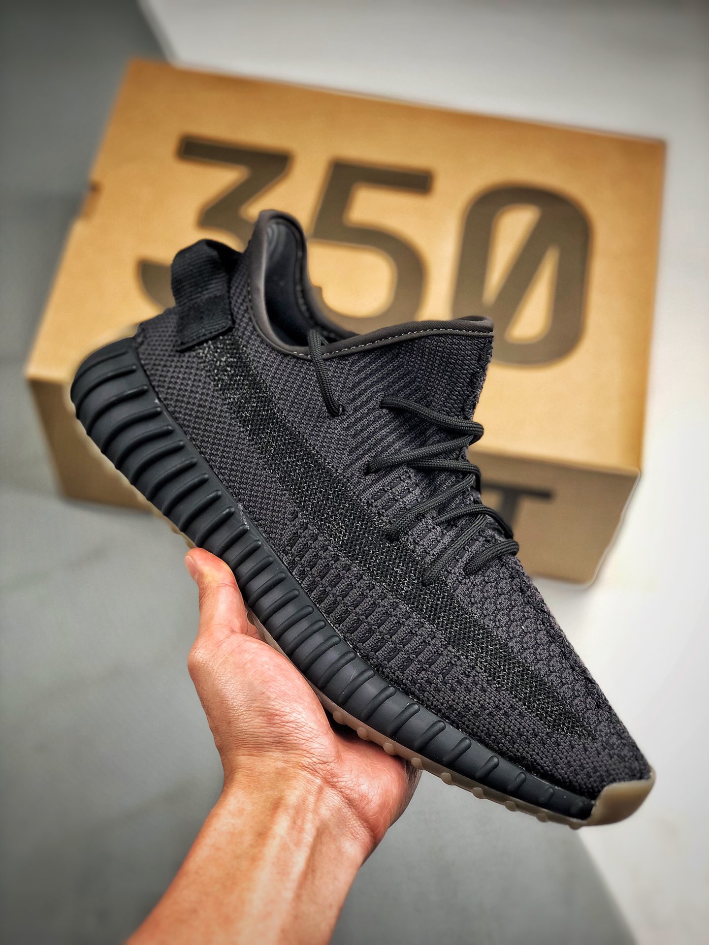 200 Adidas Yeezy 350 Boost V2  “Cinder Reflective”黑生胶 侧透满天星
