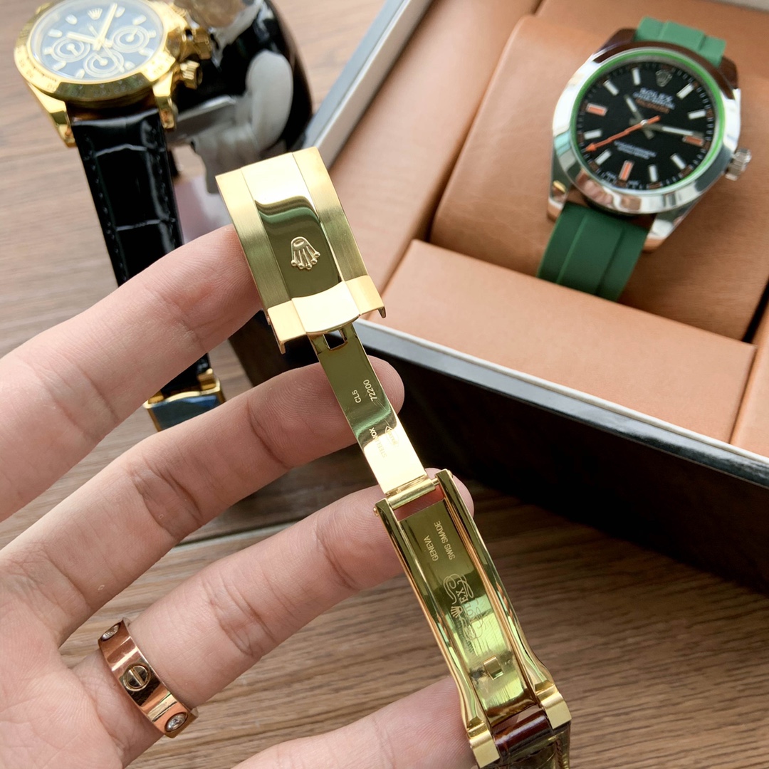 שעון יד יוקרתי Rolex Daytona זהב עם רצועת עור שחורה לגבר 9 i1584643865 1600 6