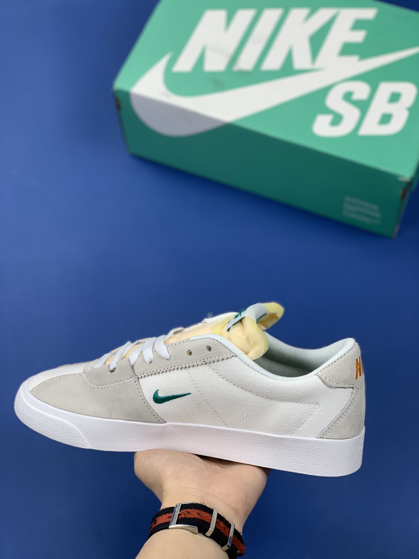 140  公司级 耐克 Nike SB ZOOM BRUIN EDGE“小勾”SB休闲时尚滑板鞋 CD5036-100