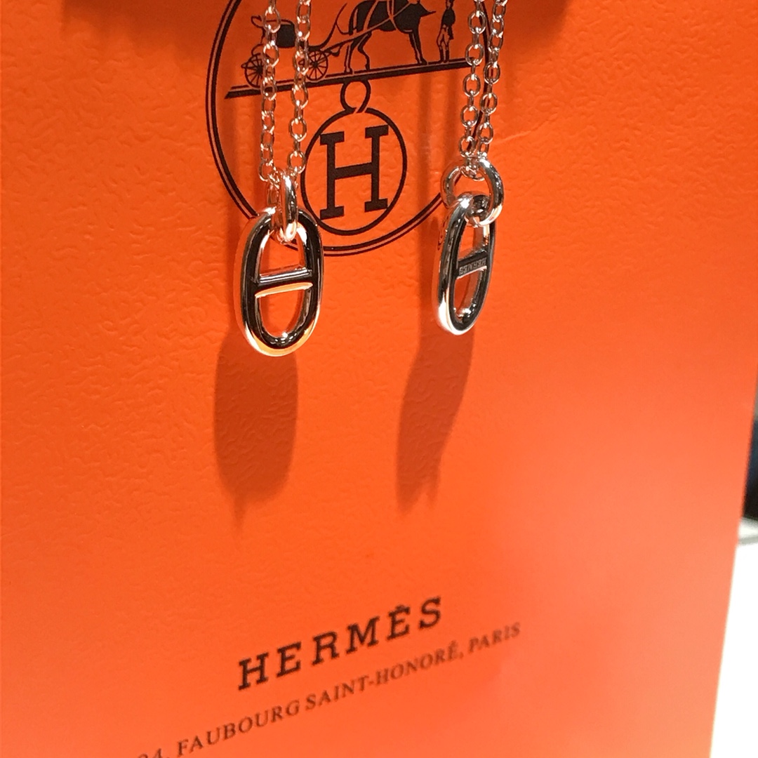 NO:101632,Rebate, a must-have for a cute little cutie, a favorite pig nose set, rose gold/platinum 2 colors, Hermes necklace, hermes, necklace19860909回货 小可爱必入款 招人喜欢的猪鼻子套装 玫金/白金2色,爱马仕项链,hermes,necklace,Jewelry