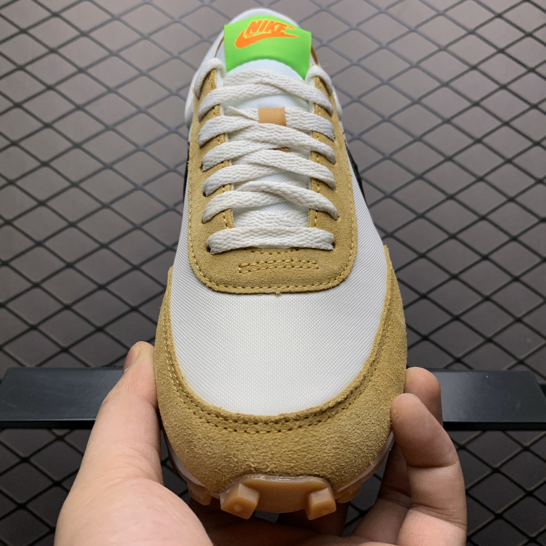 150 男鞋补出 小红书爆款 Nike Air Daybreak 1979周年顺风华夫复古百搭休闲慢跑鞋CK2351-700