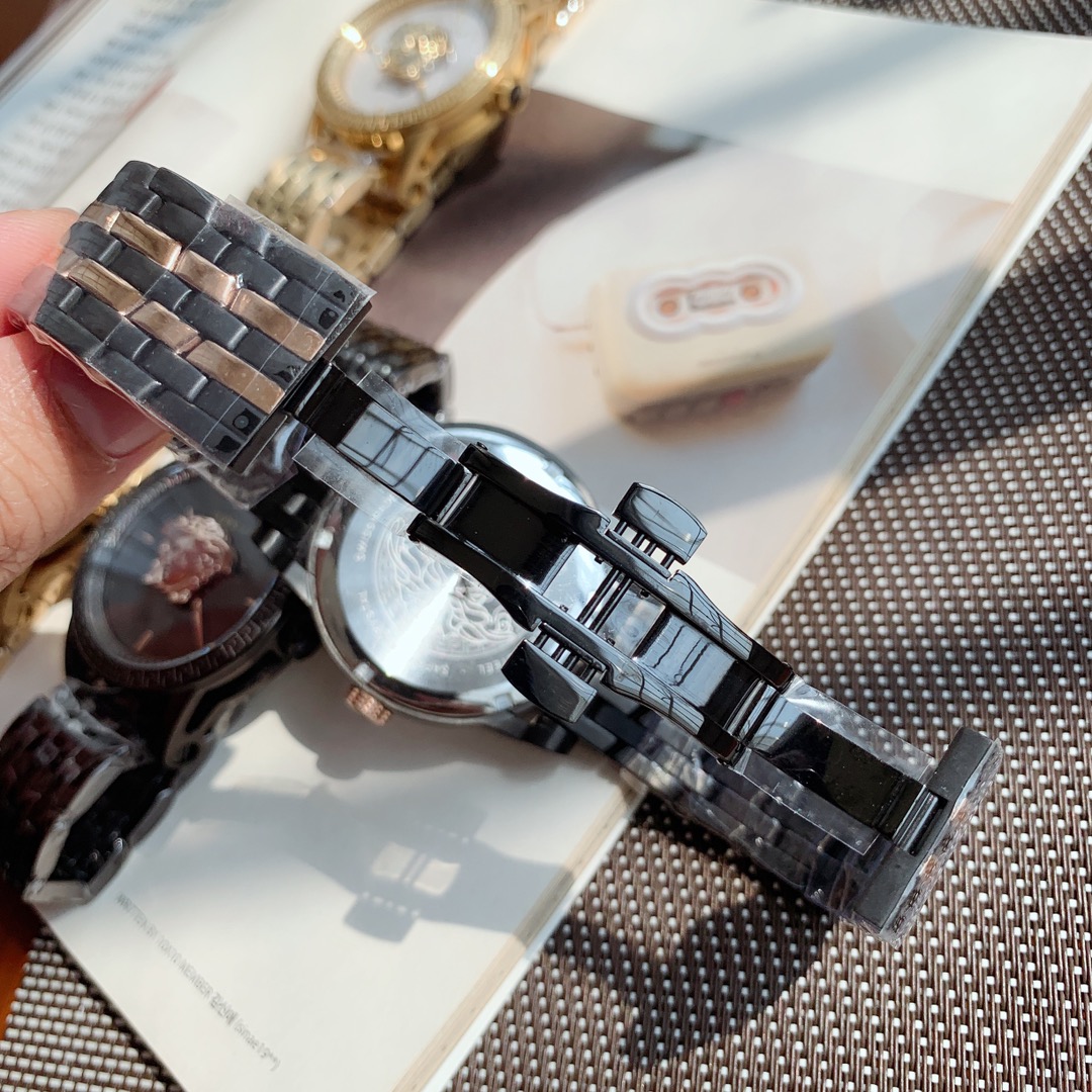 范思哲 Versace 高定经典皮革女包手袋 #DE518590 8