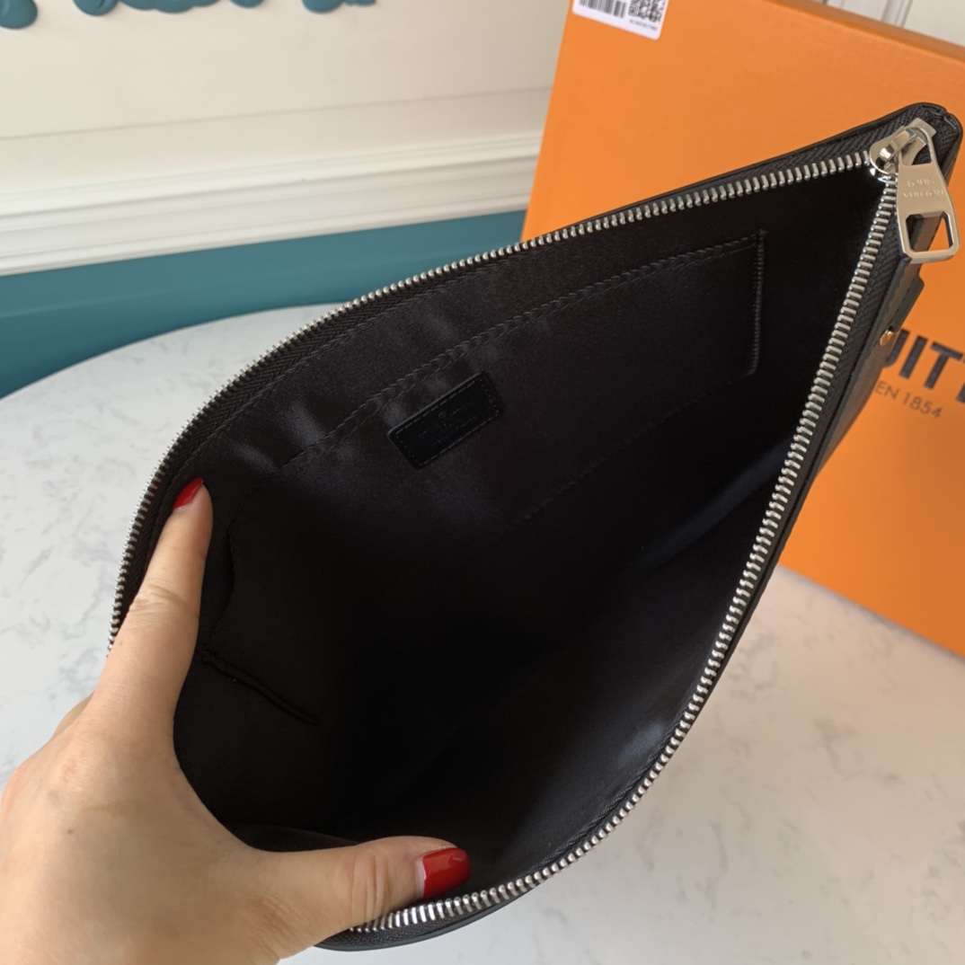 1 interior flat pocket - Bag 8