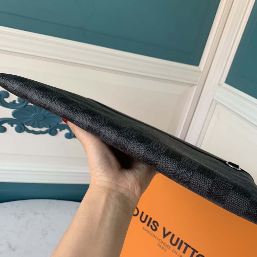 1 interior flat pocket - Bag 6