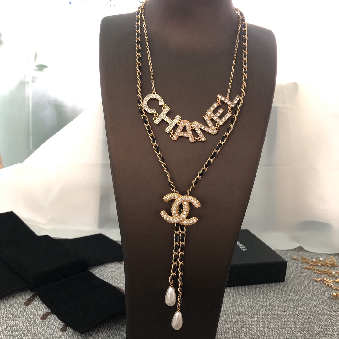 NO:361225,CH@NEL Xiaoxiang's latest hot leather rope chain necklace shipment Heavy industry customization high-end luxury, Chanel necklace, chanel, necklace19860909CH@NEL小香最新 爆款皮绳链条项链出货 重工定制 高级奢华,香奈儿项链,chanel,necklace,Jewelry