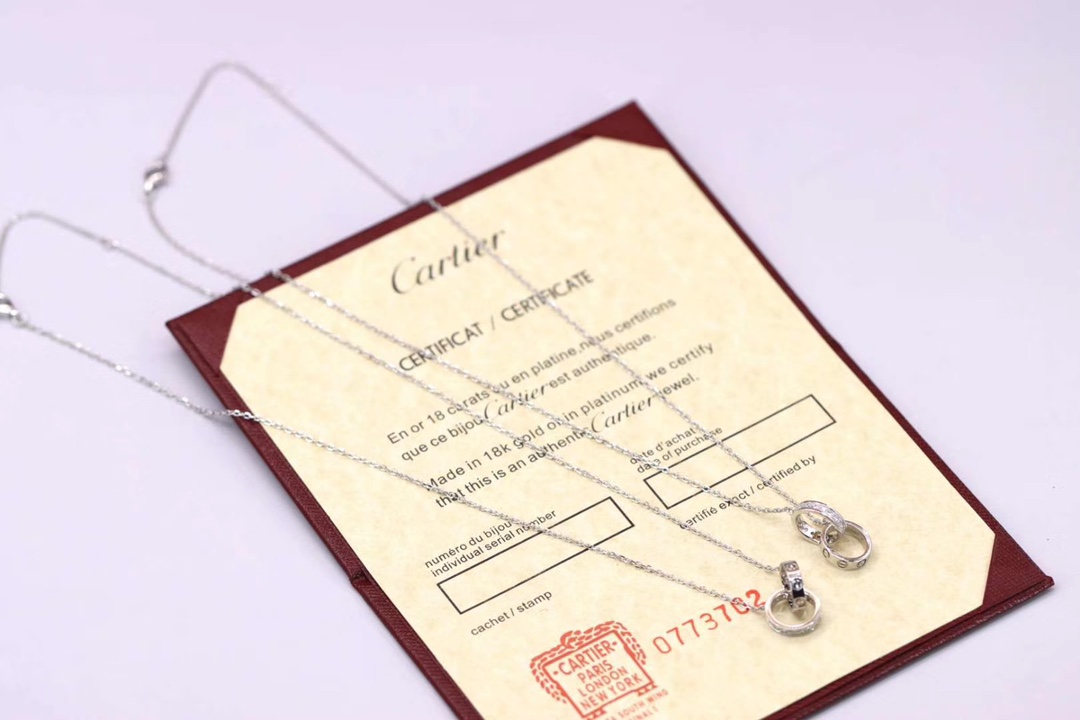 Cartier 卡地亚 LOVE满钻螺丝双环 锁骨项链