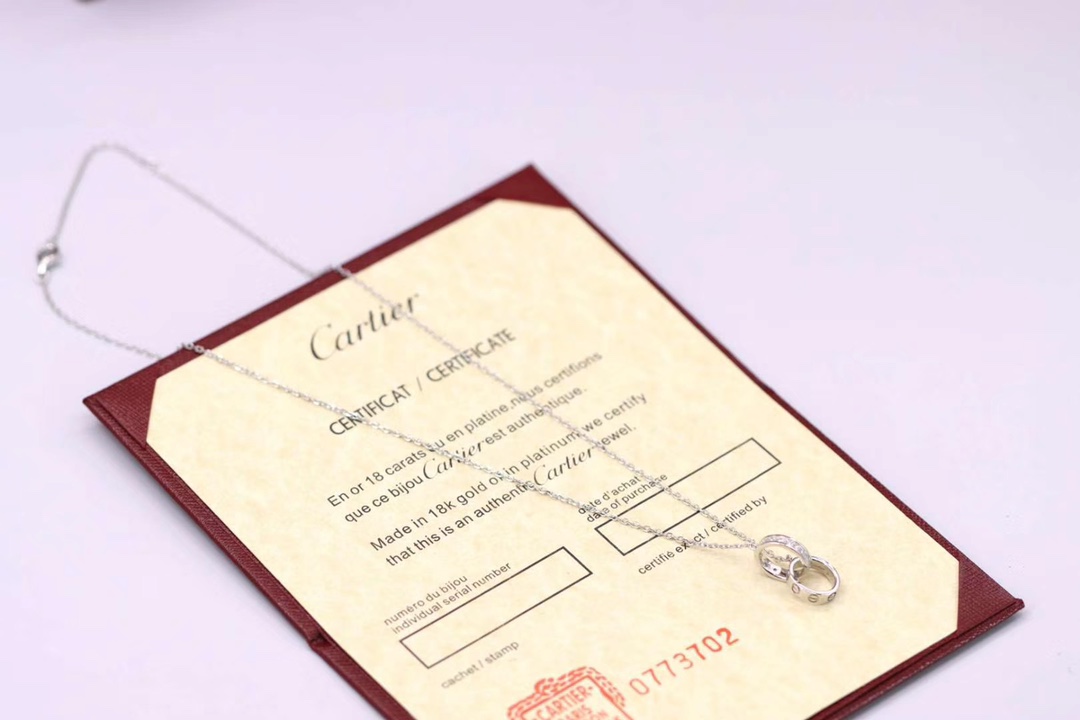 Cartier 卡地亚 LOVE满钻螺丝双环 锁骨项链