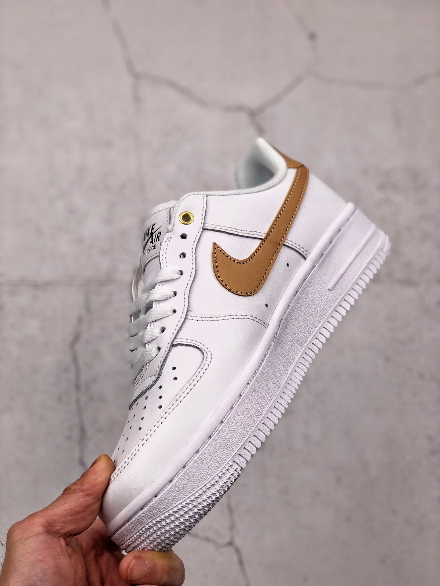 160 公司级 Nike Air Force 1 Low White Vachetta Tan CU6675 100