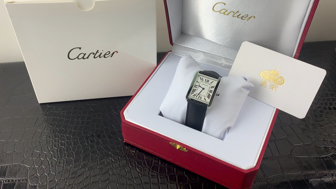 Cartier 皇家 卡地亚坦克系列中号女款腕表视频欣赏