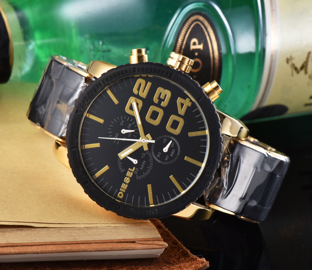 “DIESEL Watch: 42mm Size, Swiss Stone Core, Steel Pyramid Materials” - 图片 6