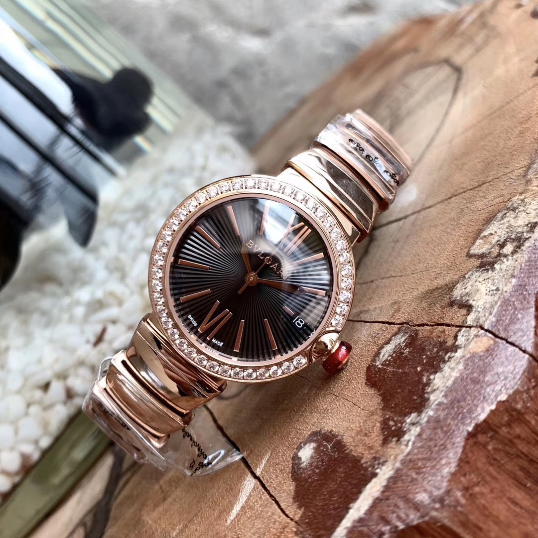 Bvlgari 宝格丽LVCEA系列腕表