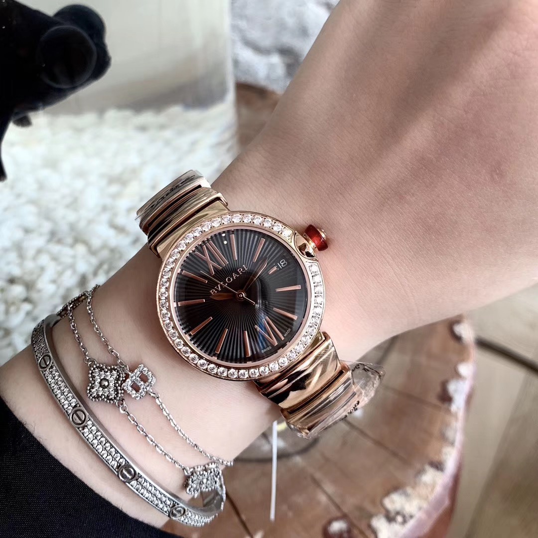 Bvlgari 宝格丽LVCEA系列腕表