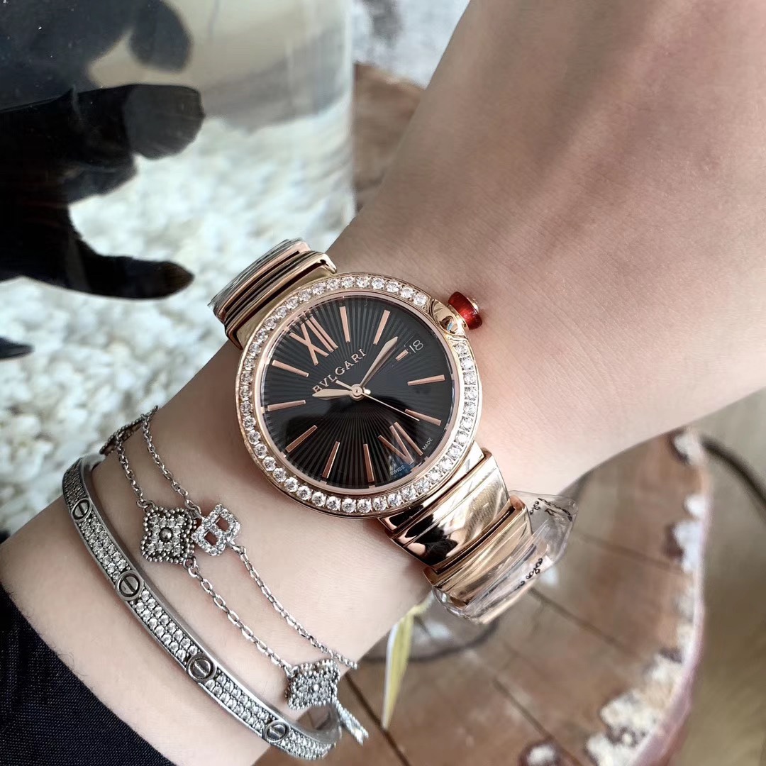 Bvlgari 宝格丽LVCEA系列腕表