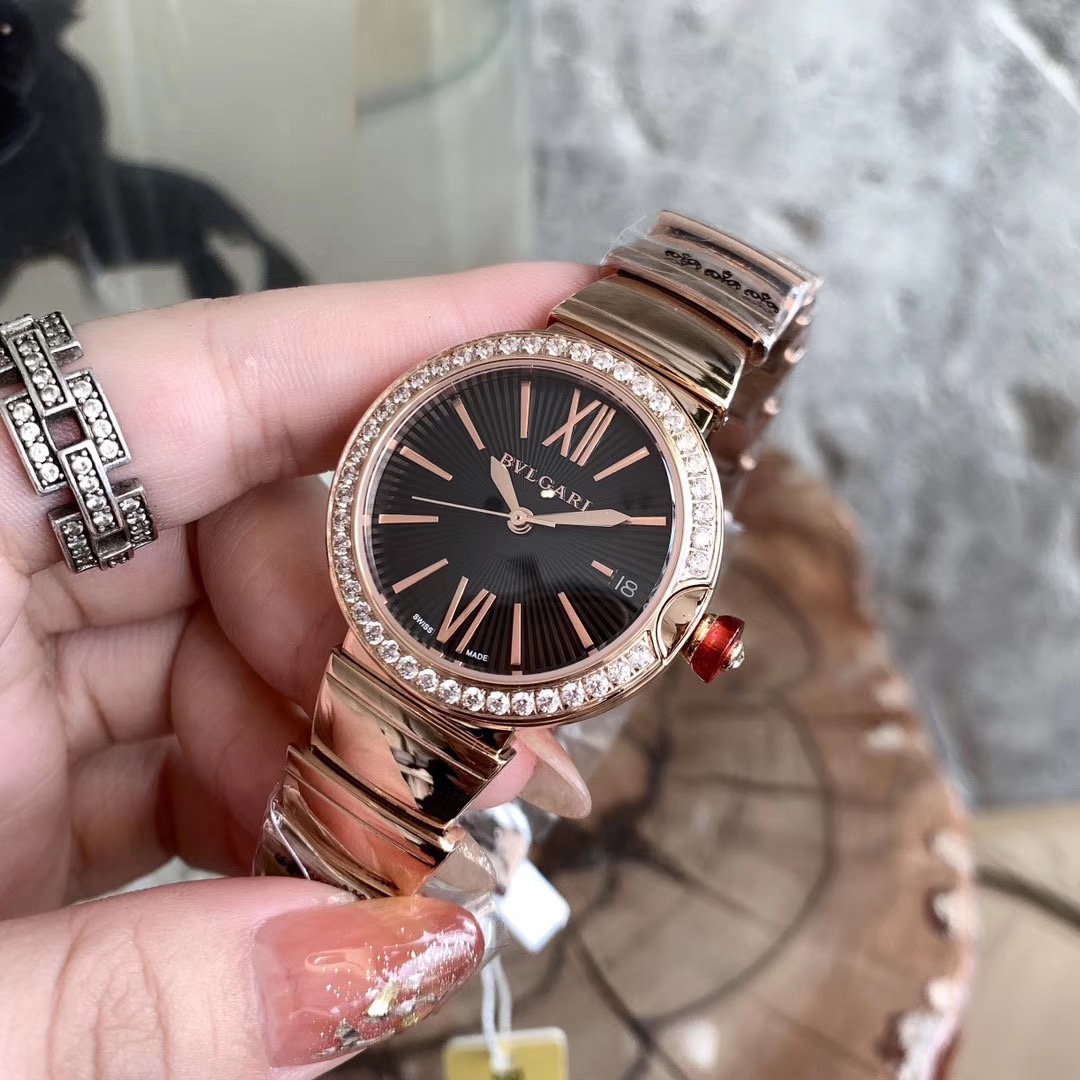 Bvlgari 宝格丽LVCEA系列腕表
