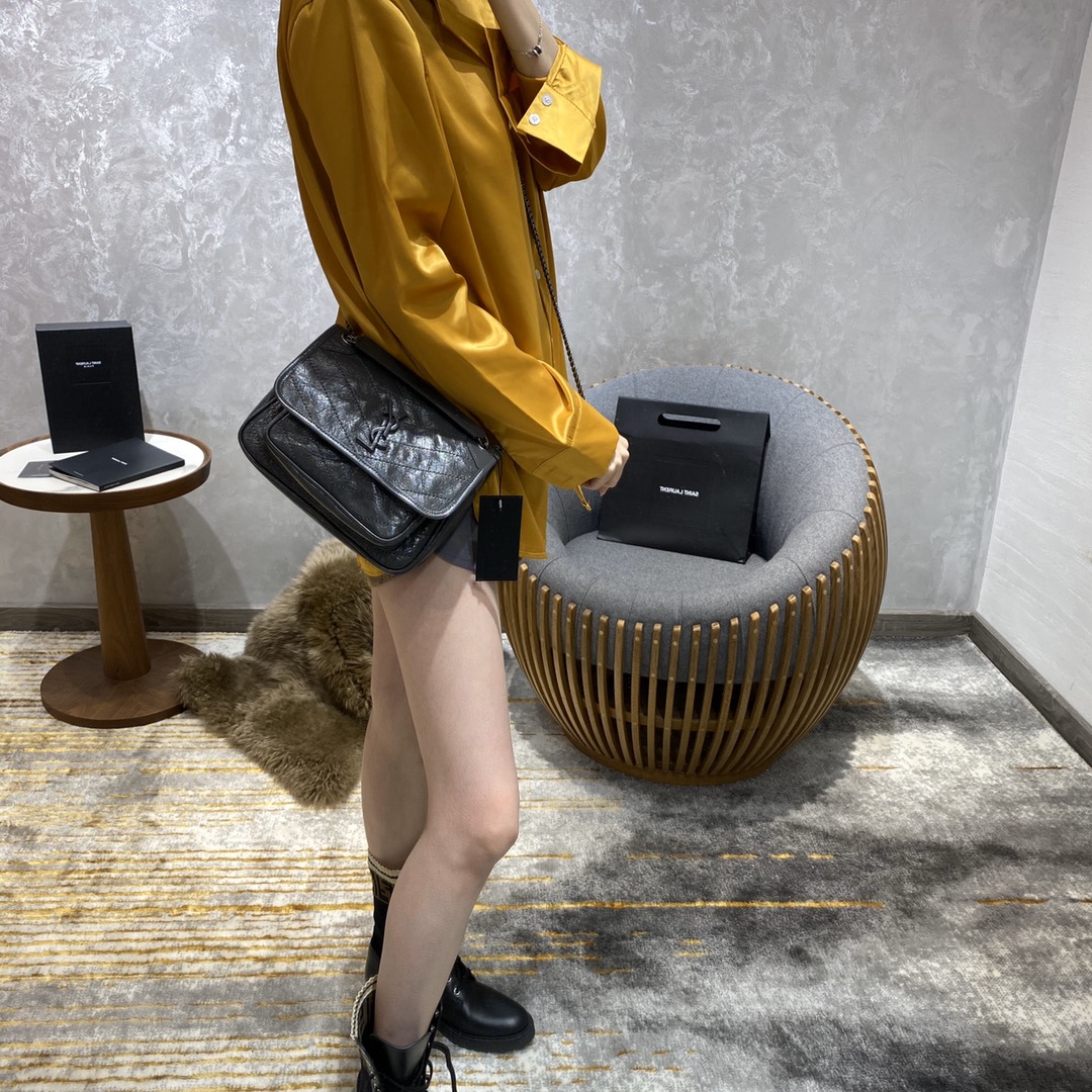 路易威登 Louis Vuitton 高定典藏名品高定成衣时装外套连衣裙衬衫T恤 #CD5BDCA4 5