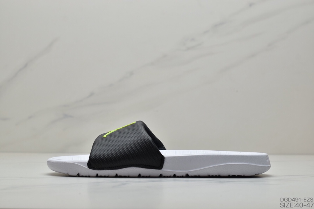 70 乔丹Air Jordan Break Slide AJ面包拖鞋