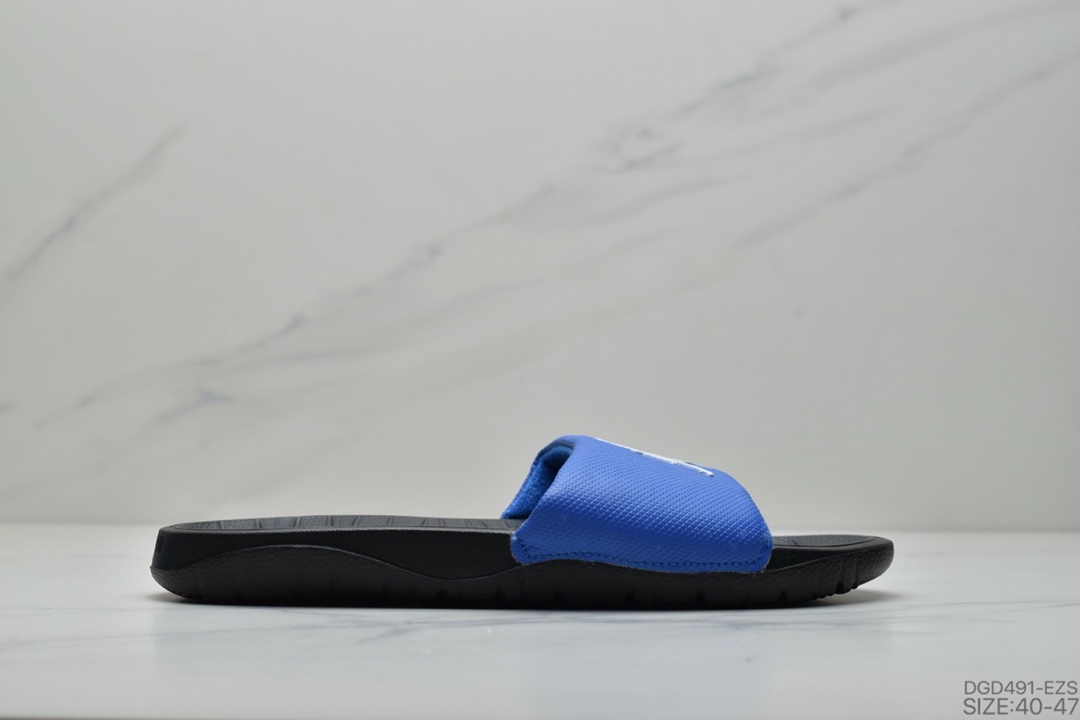 70 乔丹Air Jordan Break Slide AJ面包拖鞋