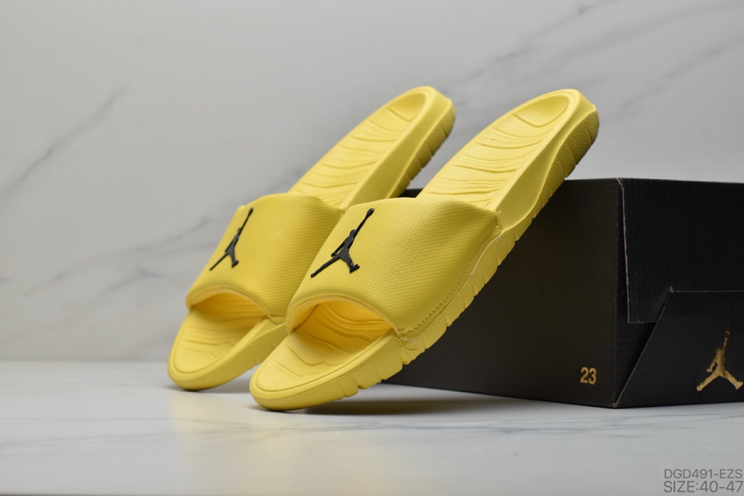 70 乔丹Air Jordan Break Slide AJ面包拖鞋