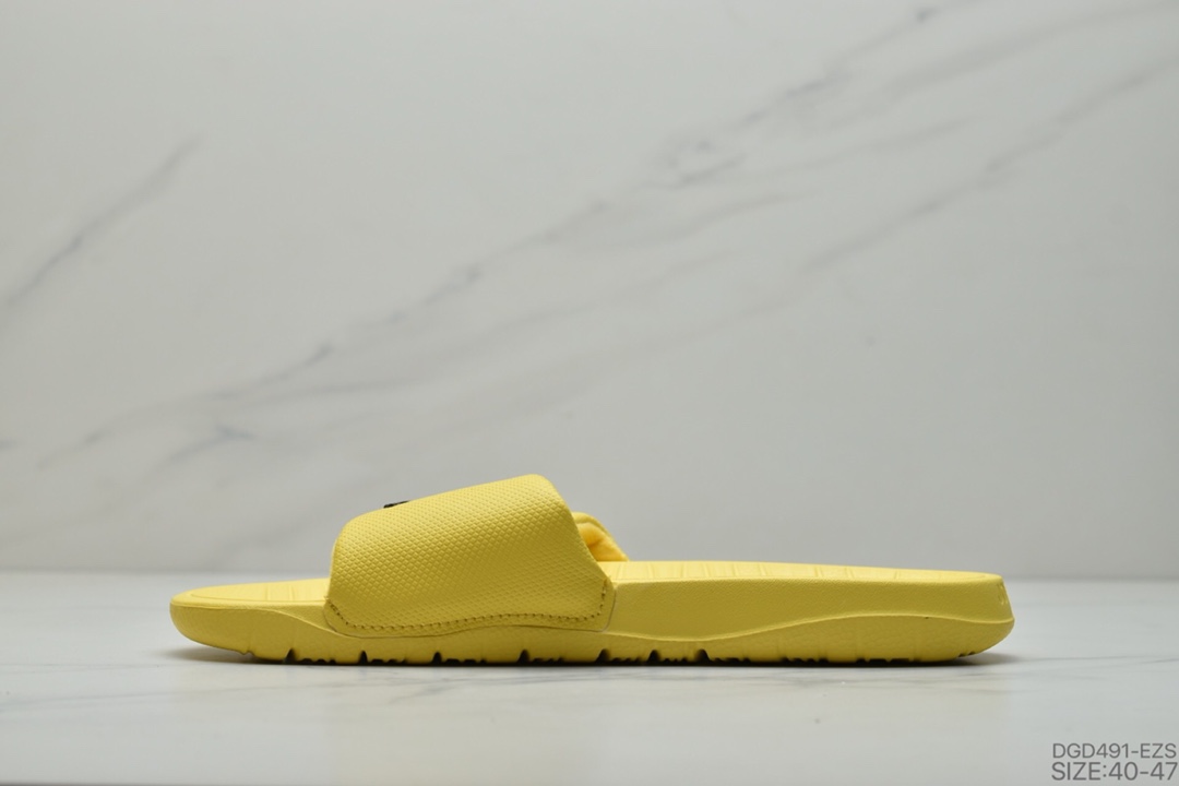70 乔丹Air Jordan Break Slide AJ面包拖鞋