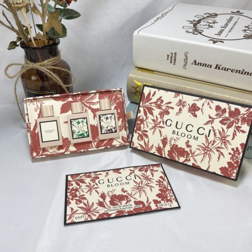Gucci Bloom Miniature Perfume Set - 3 x 5ml Floral Fragrance Collection 1 Gucci Bloom Miniature Perfume Set - 3 x 5ml Floral Fragrance Collection