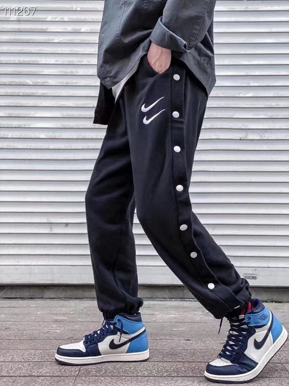 p 70 nike 耐克双钩排扣裤万针工整刺绣 做工精致零线头高街