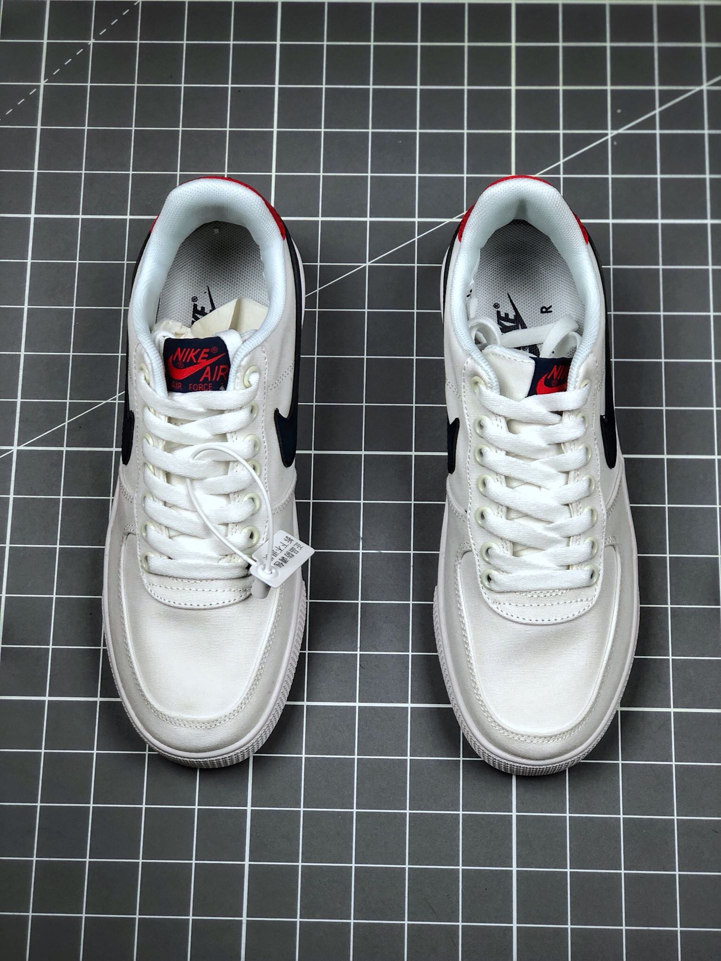 110 真标半码 耐克/Nike Air Force 1 空军一号 简版空军 帆布内置气垫 低帮板鞋