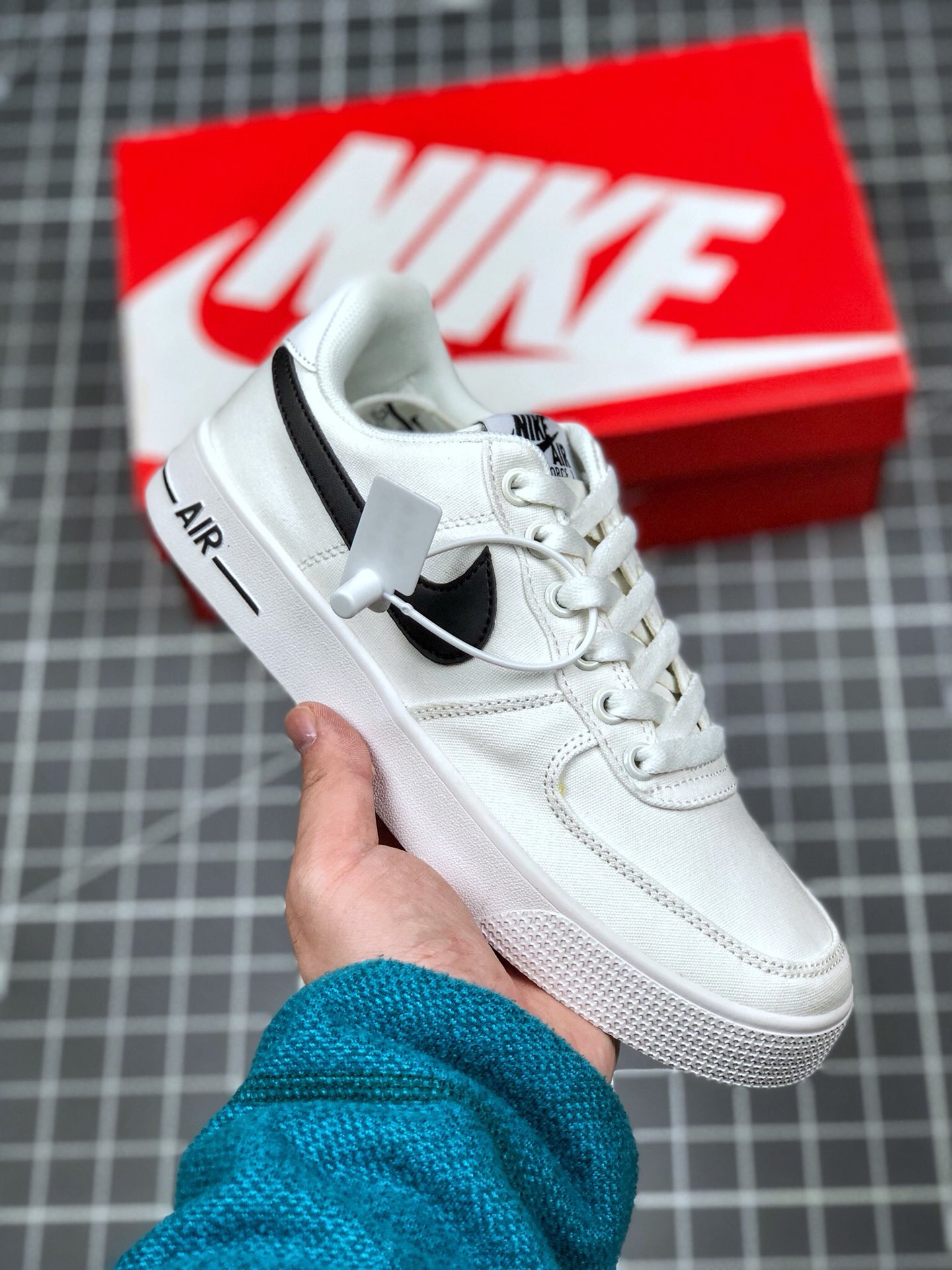 110 真标半码 耐克/Nike Air Force 1 空军一号 简版空军 帆布内置气垫 低帮板鞋