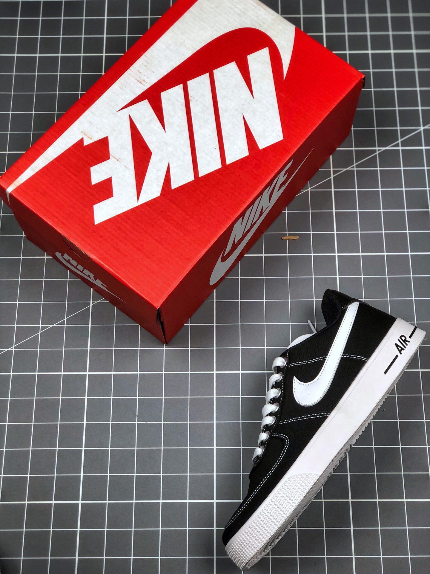 110 真标半码 耐克/Nike Air Force 1 空军一号 简版空军 帆布内置气垫 低帮板鞋