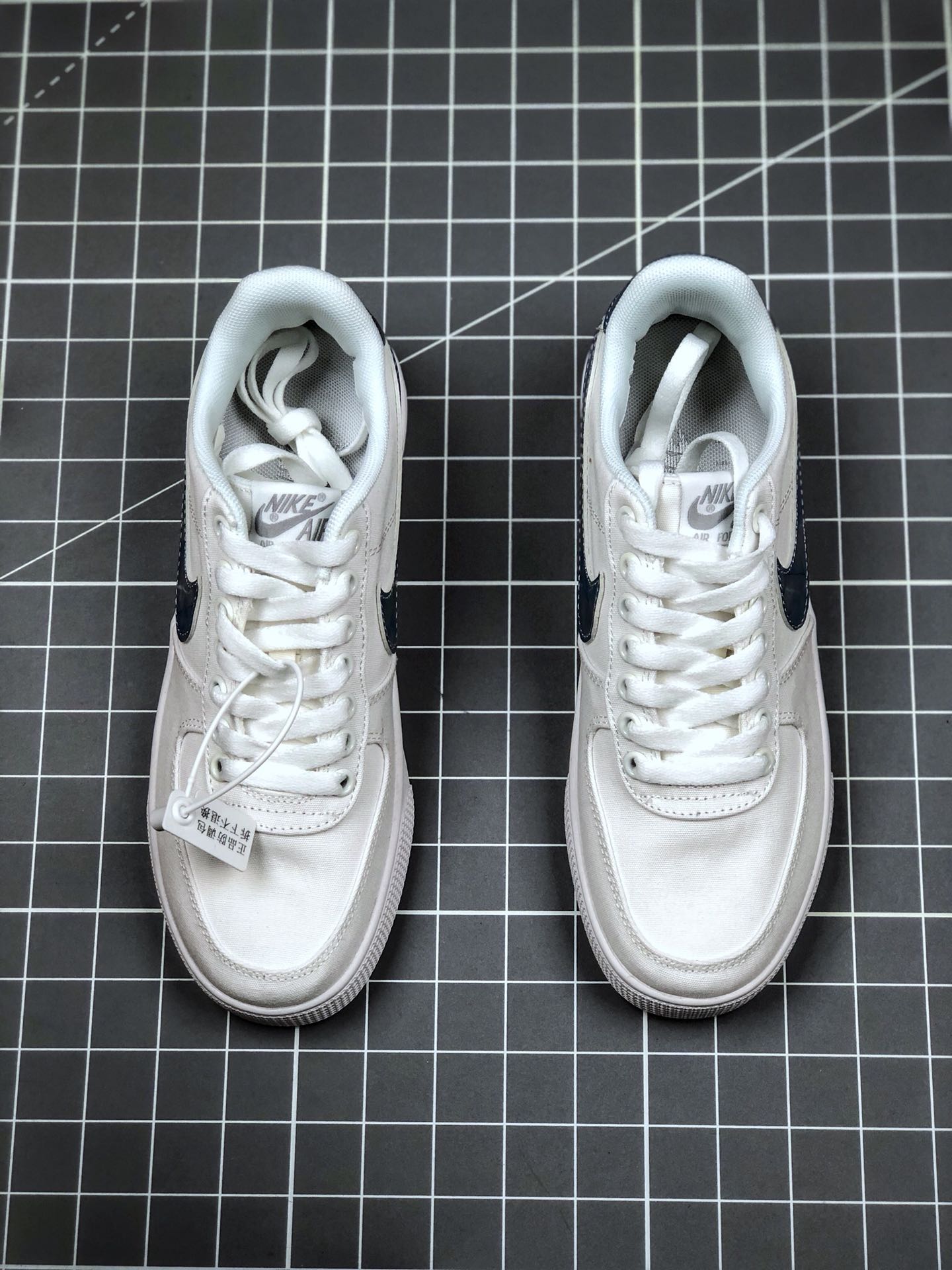 110 真标半码 耐克/Nike Air Force 1 空军一号 简版空军 帆布内置气垫 低帮板鞋