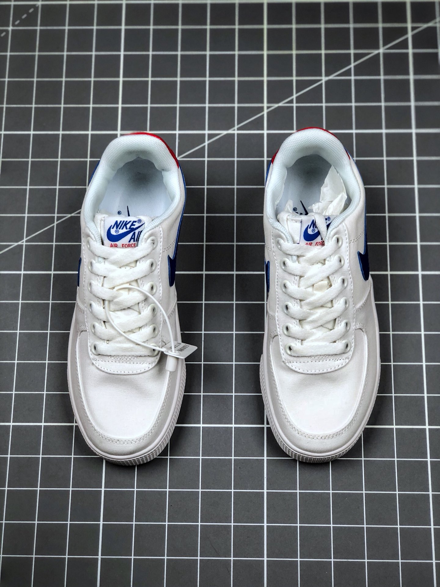 110 真标半码 耐克/Nike Air Force 1 空军一号 简版空军 帆布内置气垫 低帮板鞋