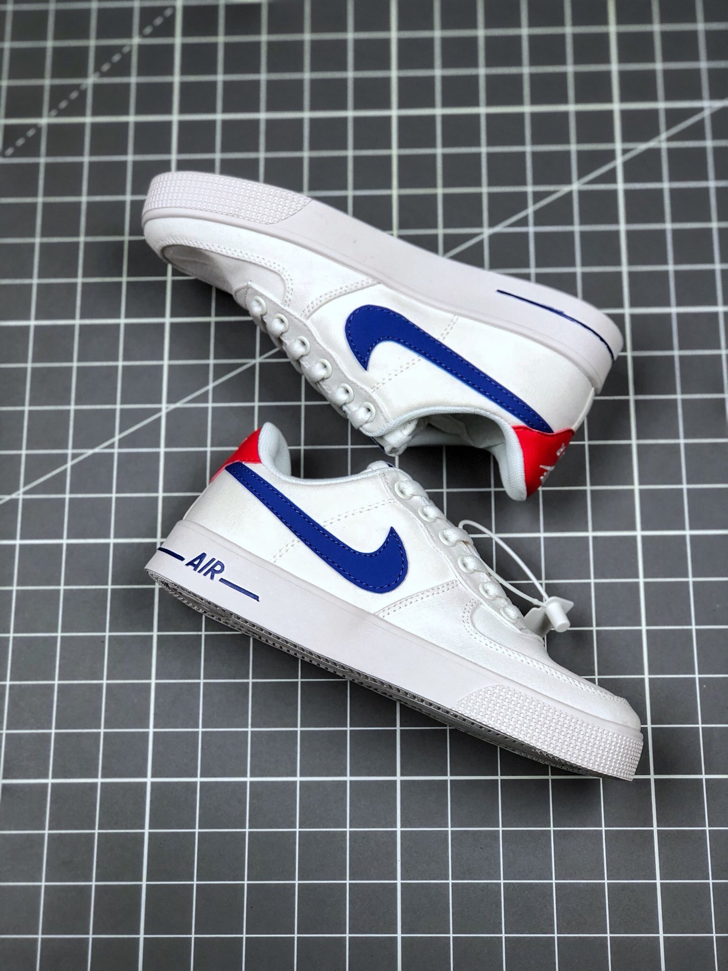 110 真标半码 耐克/Nike Air Force 1 空军一号 简版空军 帆布内置气垫 低帮板鞋