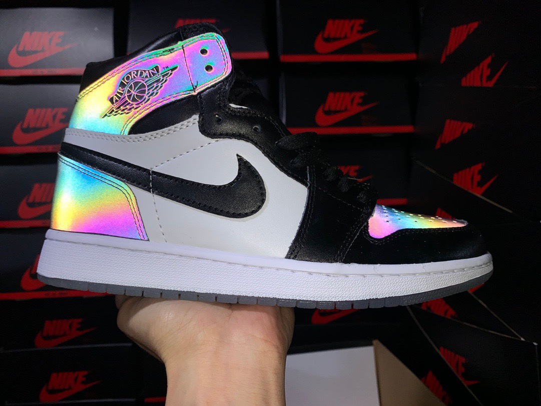 爆款  130 公司级 Air Jordan 1 Mid AJ1 黑绿松石变色龙篮球鞋 BQ6472-009