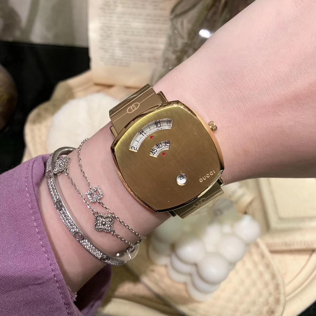 Gucci 古驰Disney x Gucci Grip系列腕表 Disney x Gucci