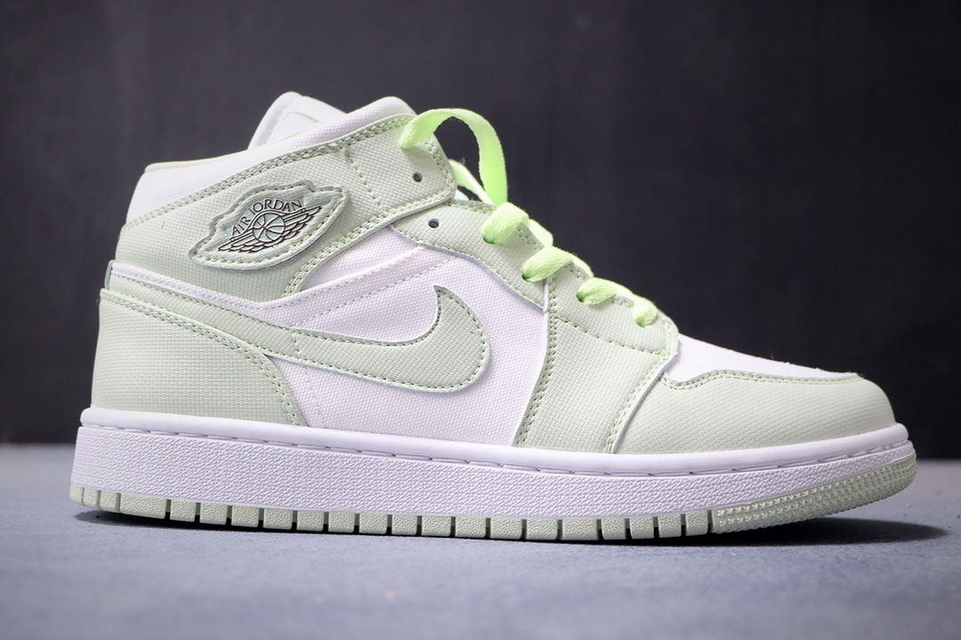 180 乔丹/Air Jordan 1 Mid “Spruce Aura” 云杉 AJ1 乔1 中帮百搭休闲运动板鞋 CV5280-103