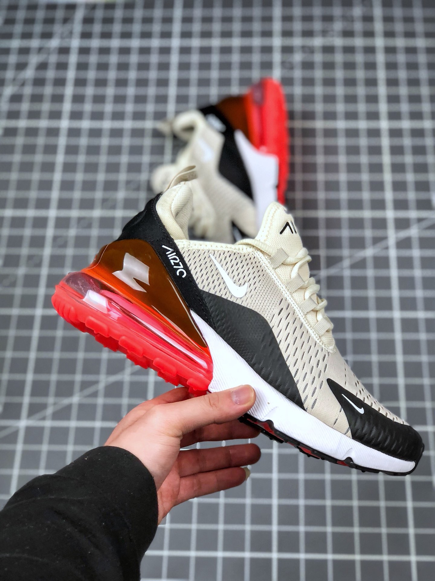130 公司级  耐克/Air Max 270 官网强力操作主推 AH8050