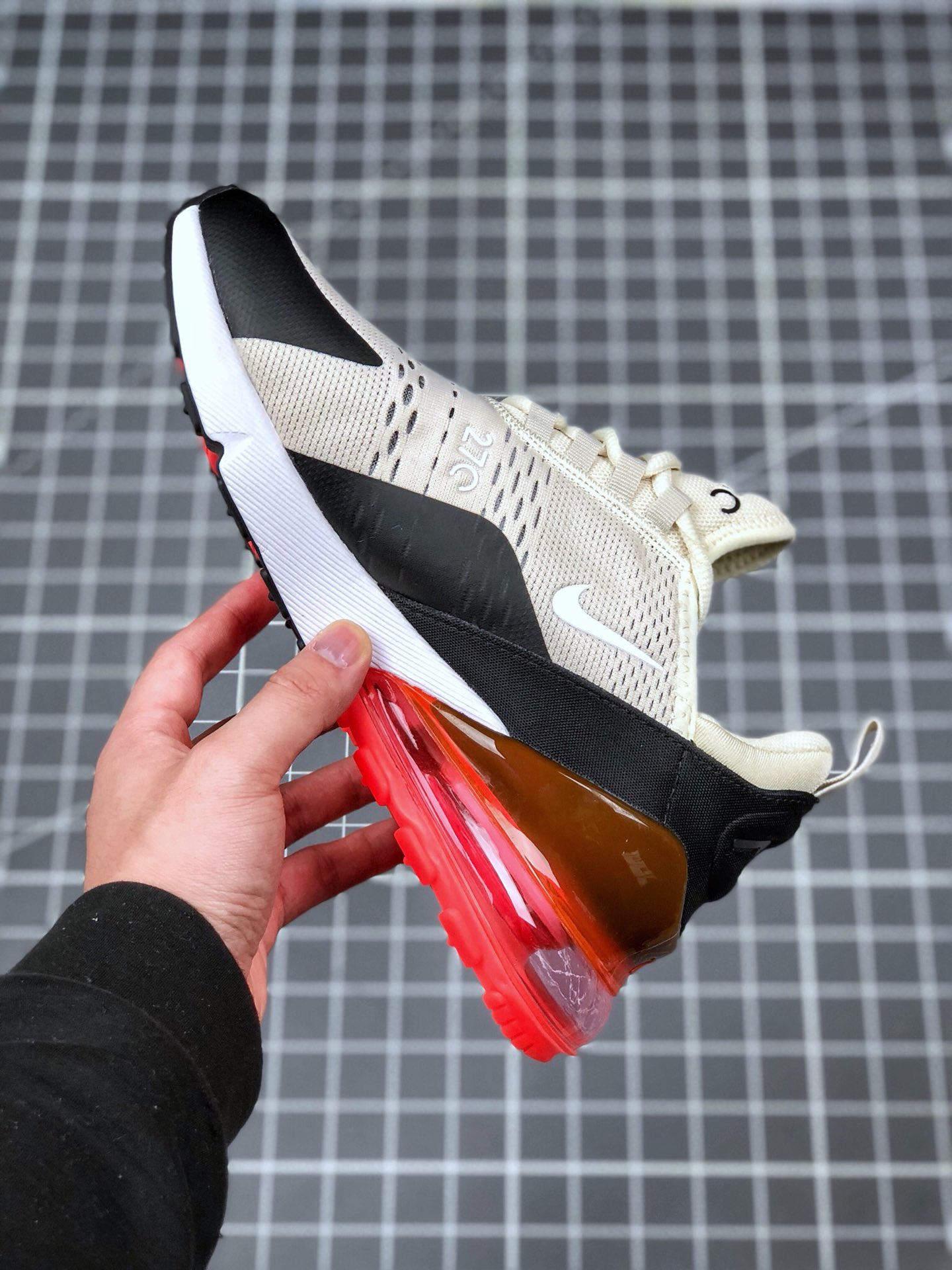 130 公司级  耐克/Air Max 270 官网强力操作主推 AH8050