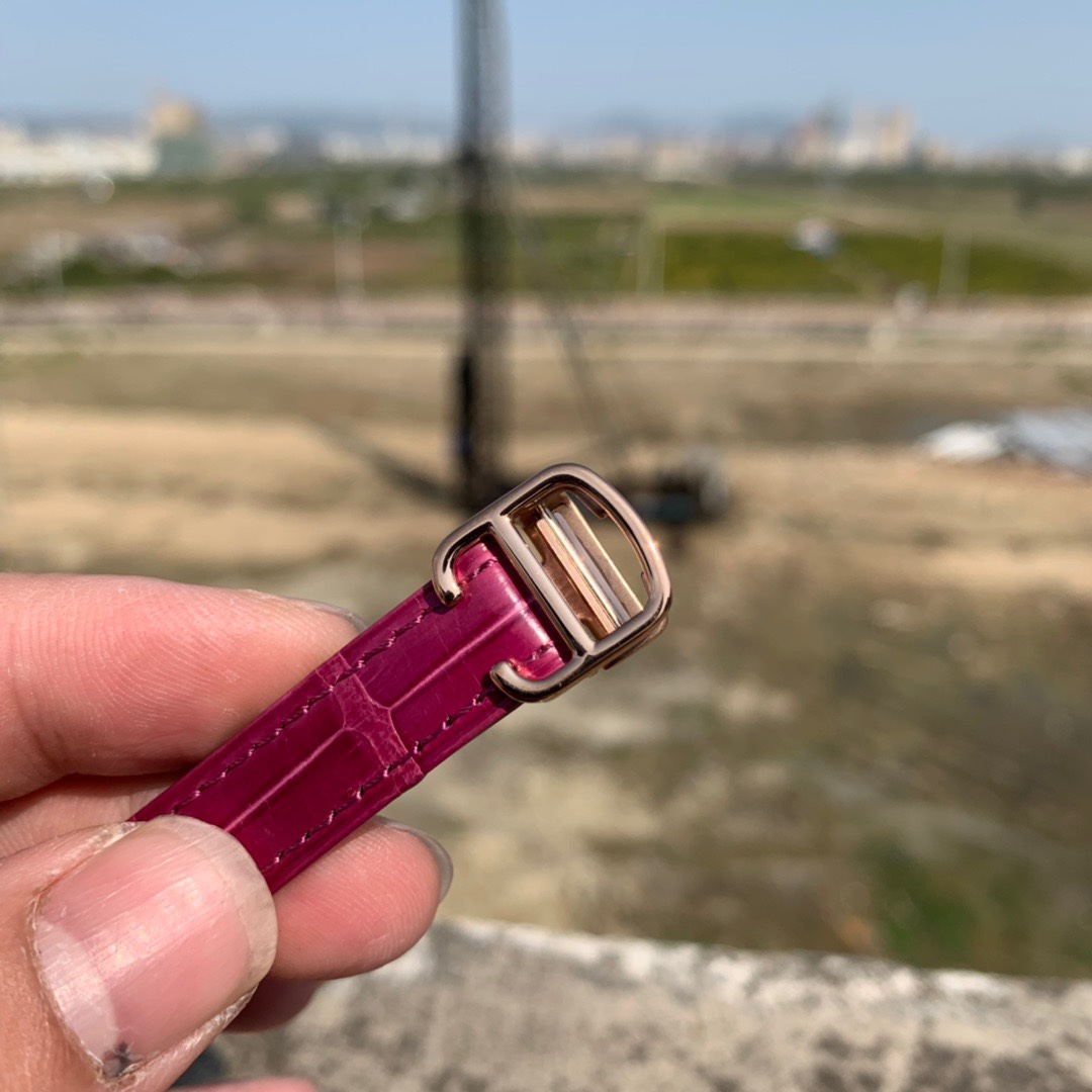 Cartier 皇家 卡地亚蓝气球系列28尺寸腕表