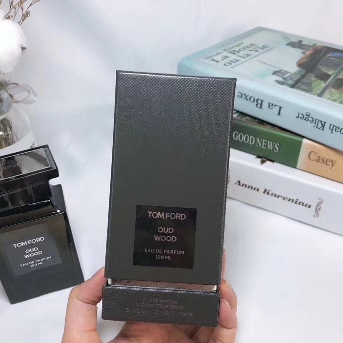 Tom Ford Oud Wood Eau de Parfum, 100ml - Oriental Woody Fragrance 6 i1585641203 7251 5