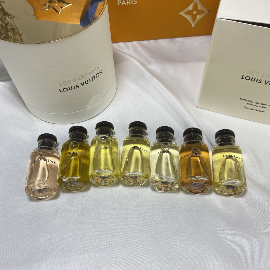 Louis Vuitton Miniature Perfume Set - 7 x 10ml - A Symphony of Scents 7 i1585677274 1848 6