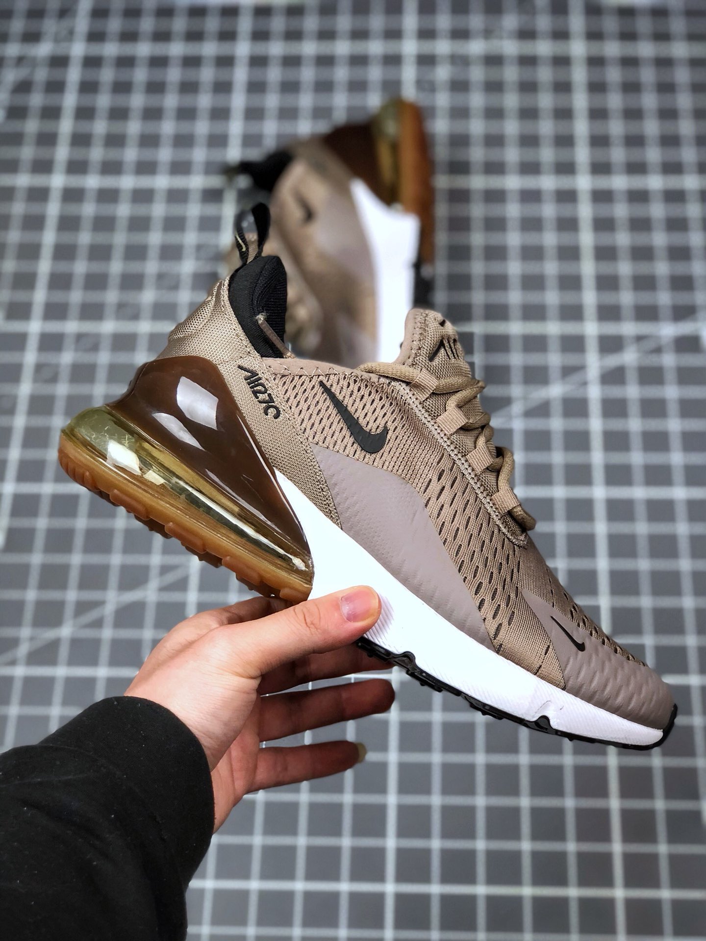 130 公司级 耐克/Air Max 270 官网强力操作主推 AH8050