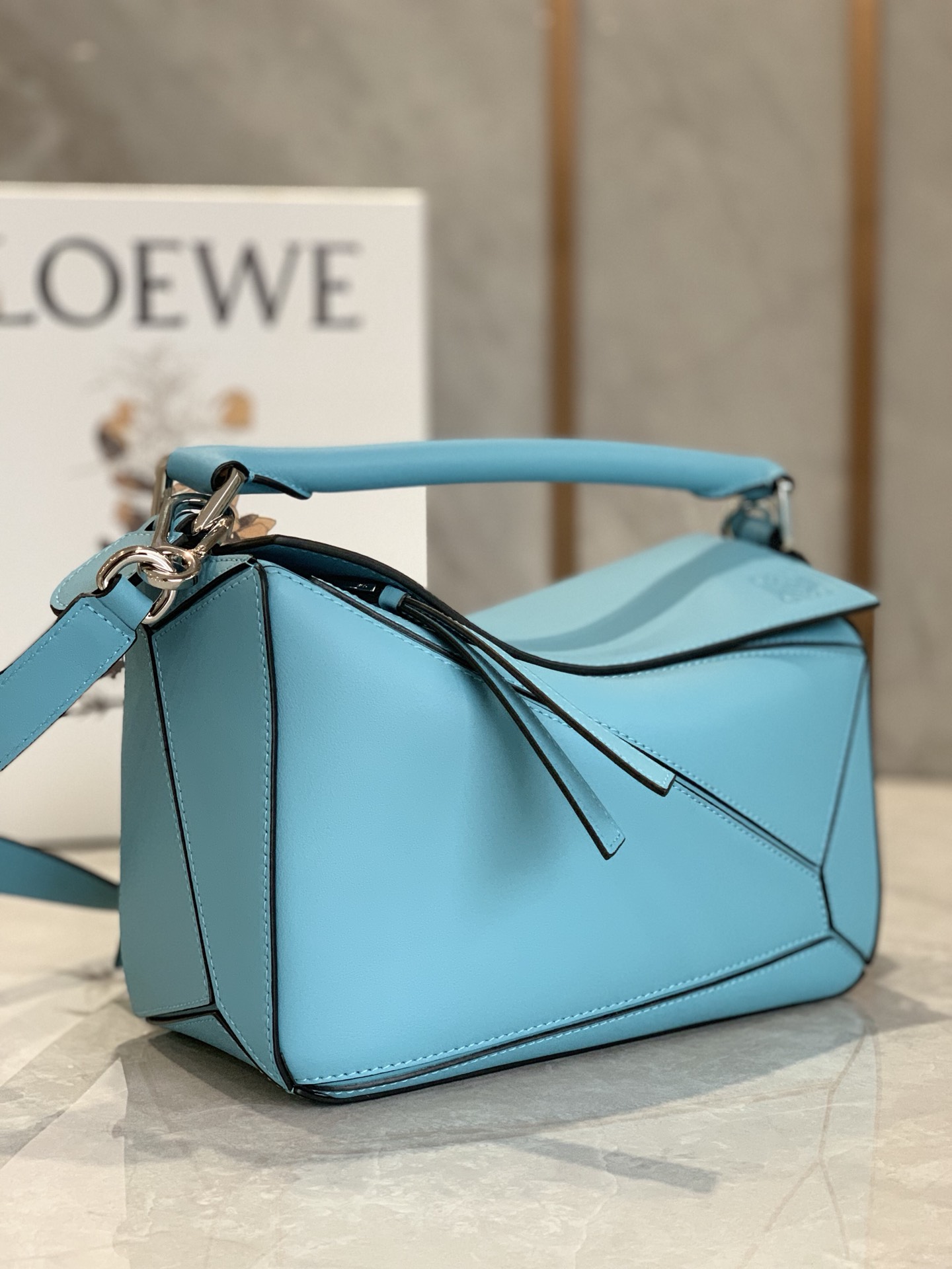 LOEWE罗意威 Puzzle bag 小号几何包 0189河蓝24CM