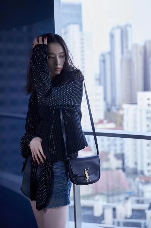 YSL ๐๐๐ข๐ ๐๐ฆ๐๐ฅ๐ฅ 18CM ๅนณ็บน้ฉฌ้ๅ
619740้ป่ฒ/้ๆฃ