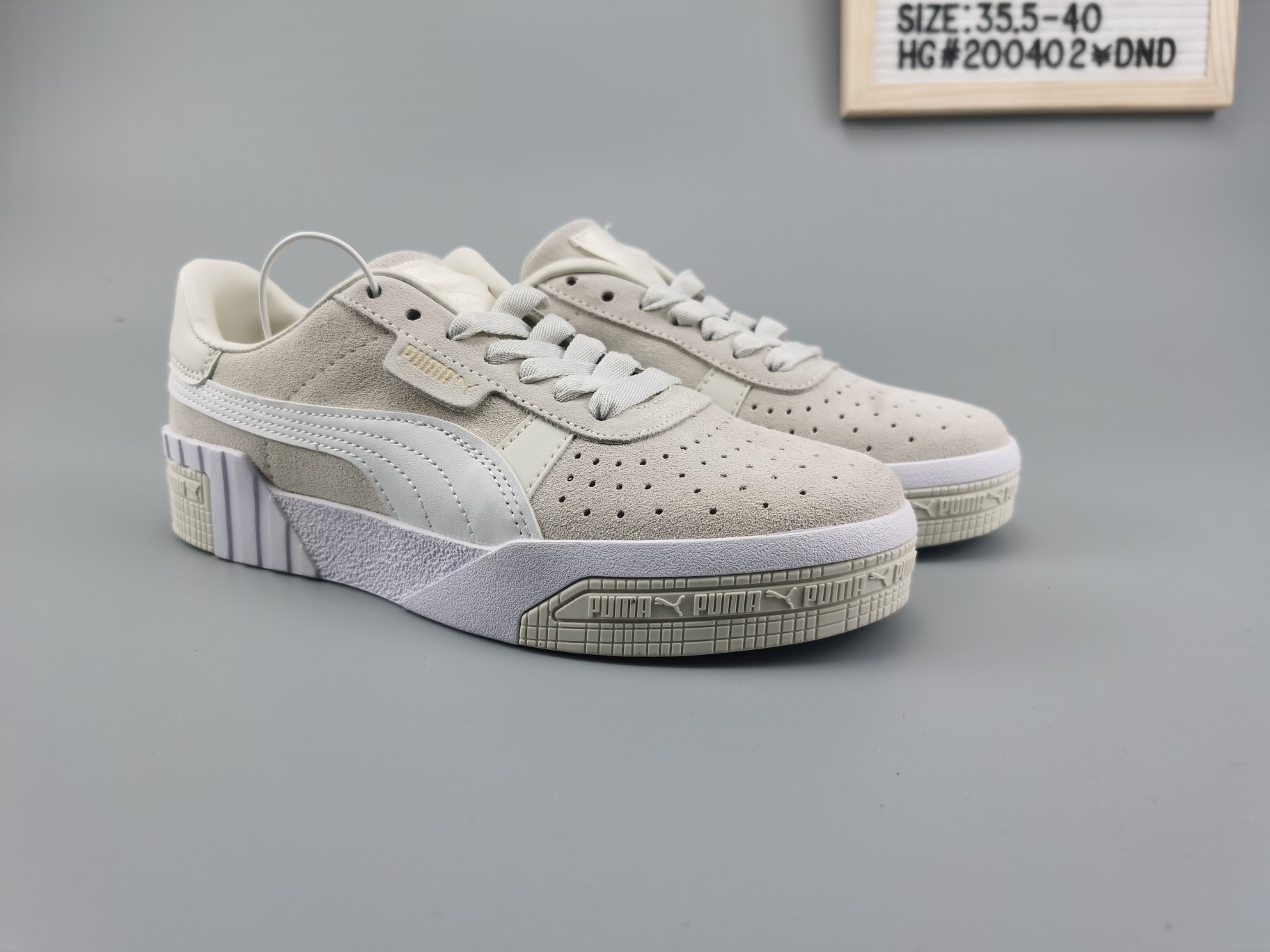 🈴️ ❗️主图集合图❗️
♨️价格：110
♨️码数：👉 如图所示👈 
♨️编码；HC#200402¥DND
♨️简介：真标Puma Suede Plarfotm Gold  彪马 三明治厚底 复古网球风松糕百搭 皮革板鞋#X80A0E
SWSIZE：35.5 36 36.5 37 38 38.5 39 40
#200401BF