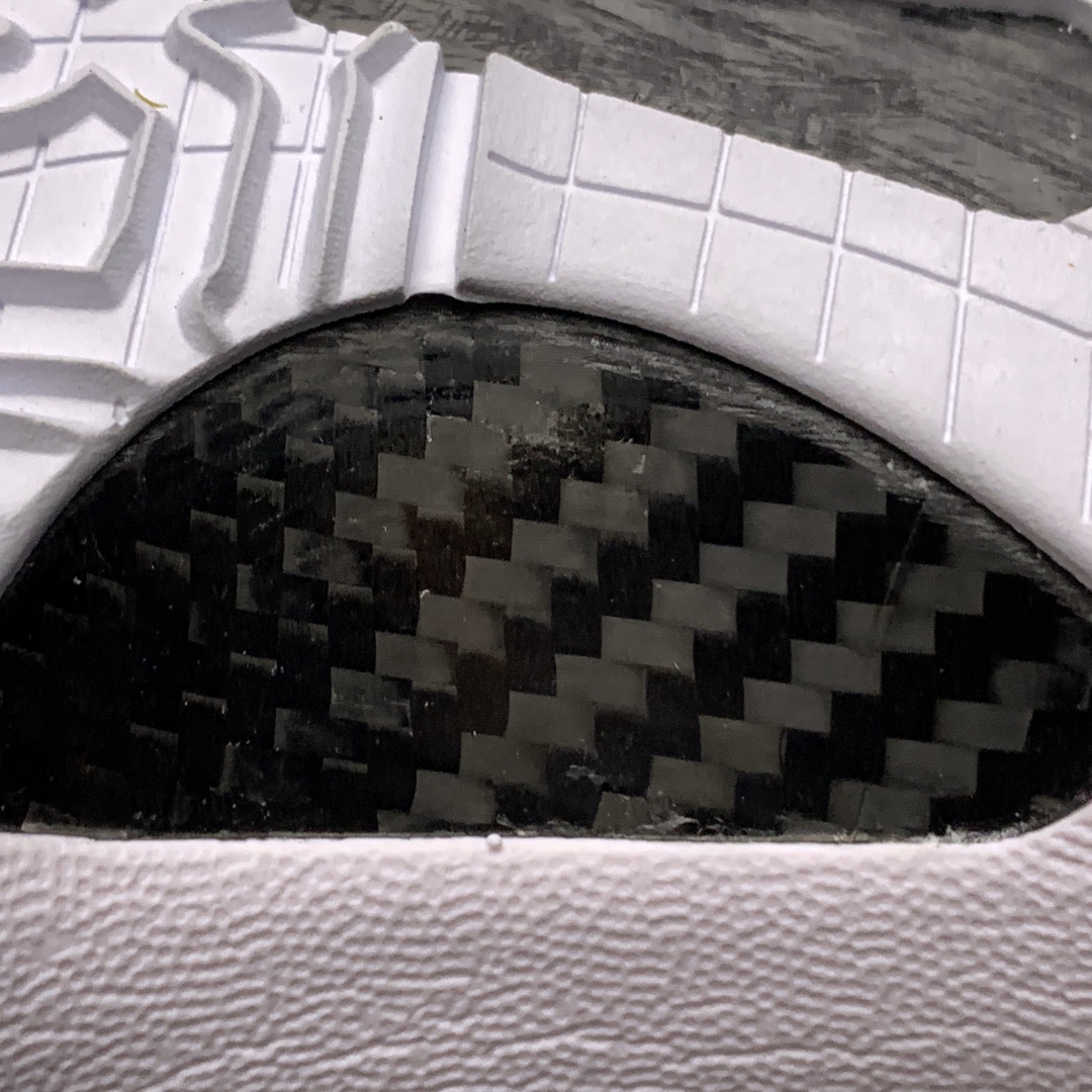 240 Nike Zoom Kobe 5 Protro  科比5代 CD4991-101 男子篮球鞋 真碳纤维板