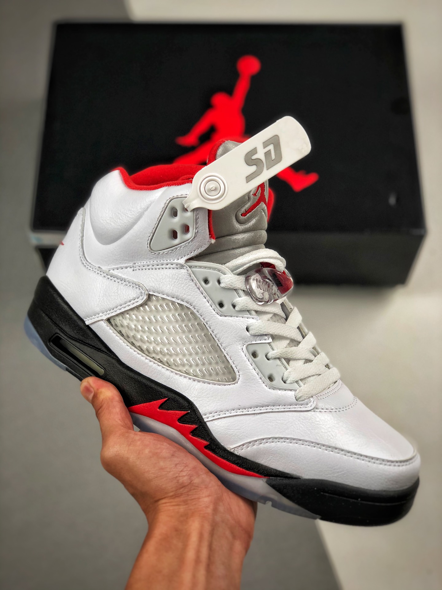 Se admite pago contra reembolso. Air Jordan "Fire Red" nueva reedición de Rukawa. Esta vez se adoptaron diseños fieles …